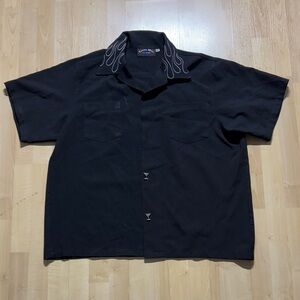 Stylish Black Short Sleeve Shirt with Embroidered Detail